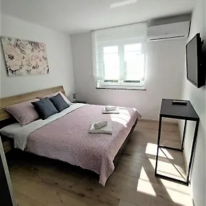 Dori Apartament Pula